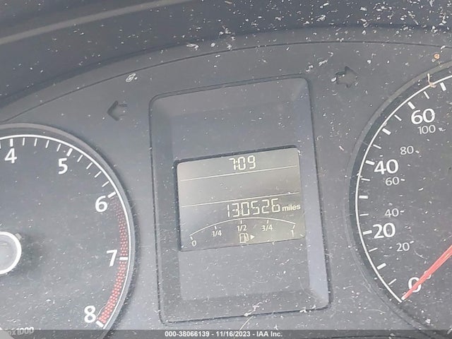 2011 VOLKSWAGEN JETTA 2.5L SE VIN: 3VWDZ7AJ2BM315130