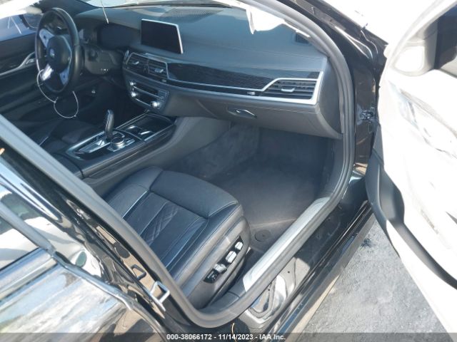 WBA7T2C03LGL17132 BMW 7 Series 740i