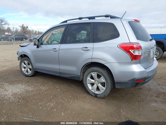 Subaru Forester 2.5i Premium 2015 JF2SJADC0FH821384 Image 3