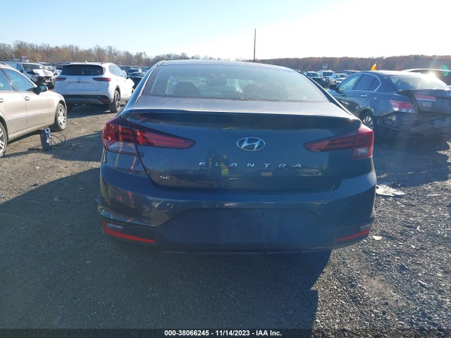 2020 HYUNDAI ELANTRA SE VIN: 5NPD74LF5LH611931