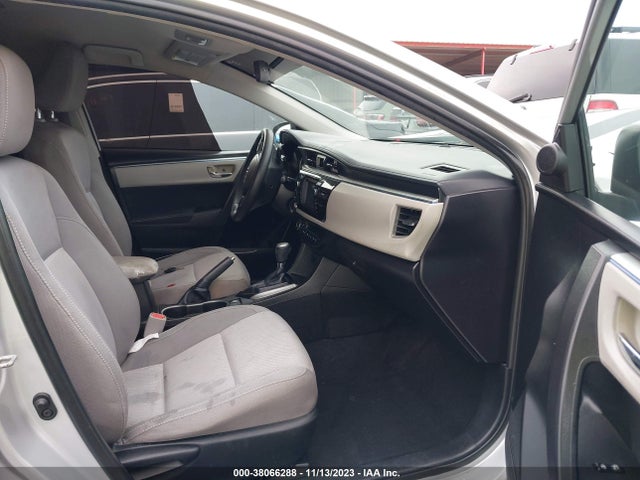 2015 TOYOTA COROLLA LE VIN: 5YFBURHE2FP225732
