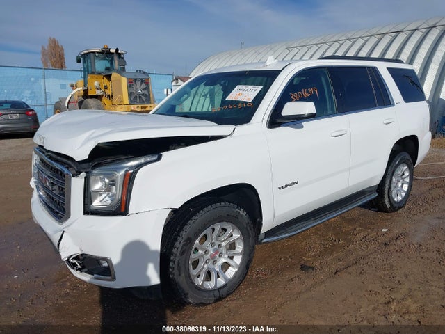 GMC YUKON SLT 2016 1GKS2BKC5GR141887 Image 2