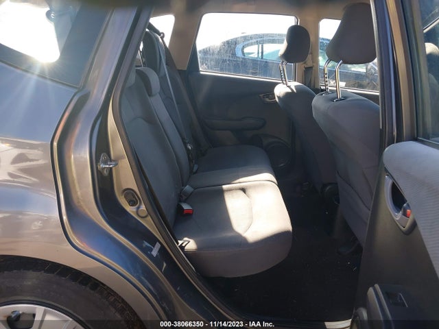2012 HONDA FIT VIN: JHMGE8H38CS007508