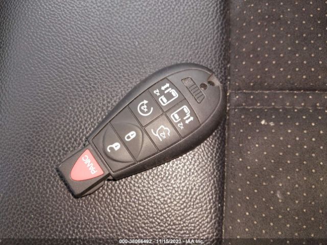2C4RDGCG5HR842251 Dodge Grand Caravan Sxt