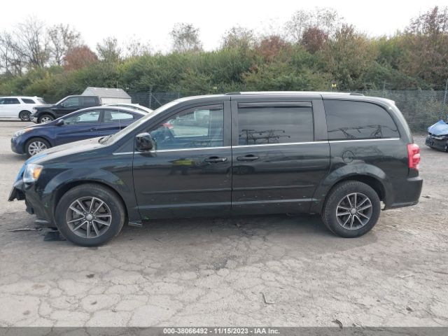 2C4RDGCG5HR842251 Dodge Grand Caravan Sxt