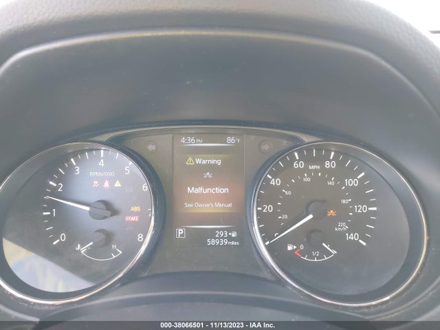Nissan ROGUE SV 2017 JN8AT2MT4HW151724 Image 16