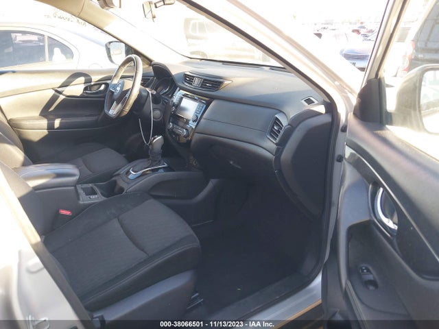Nissan ROGUE SV 2017 JN8AT2MT4HW151724 Image 5