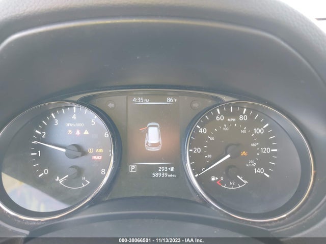 Nissan ROGUE SV 2017 JN8AT2MT4HW151724 Image 7