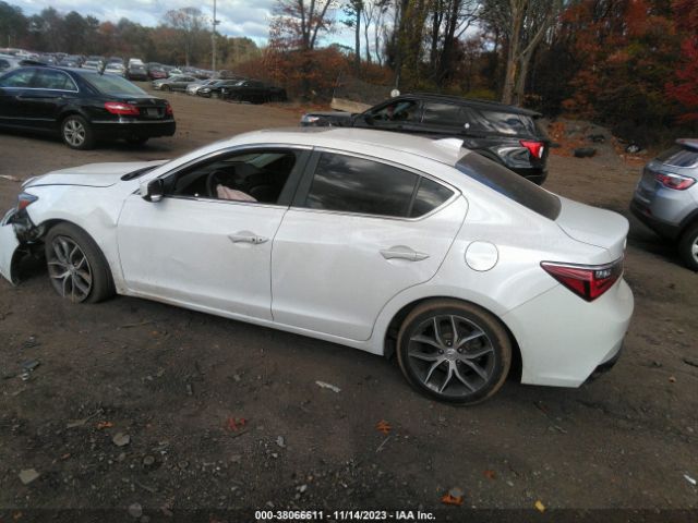 19UDE2F76NA003684 Acura Ilx Premium Package