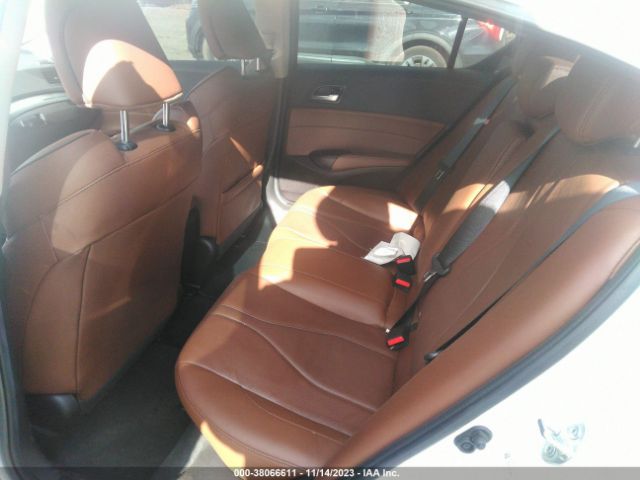 19UDE2F76NA003684 Acura Ilx Premium Package