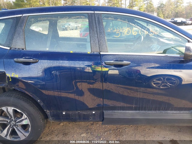 Honda CR-V LX 2018 2HKRW6H33JH204173 Image 13