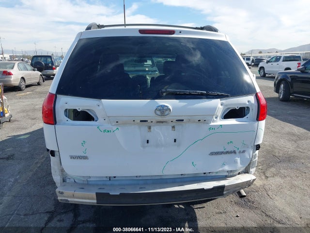2010 TOYOTA SIENNA LE VIN: 5TDKK4CC1AS326923