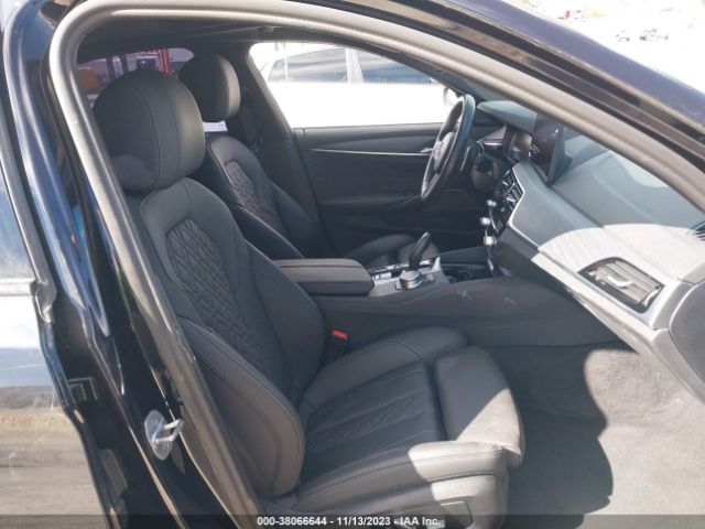 WBA13AG05NCK61568 BMW 530e