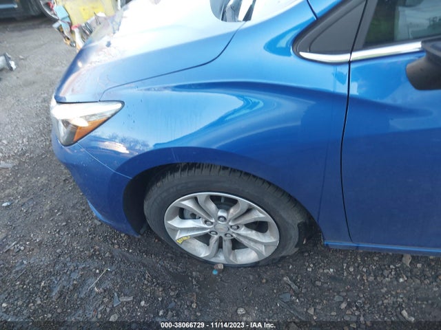 Chevrolet CRUZE LT 2019 1G1BE5SM9K7138498 Image 6