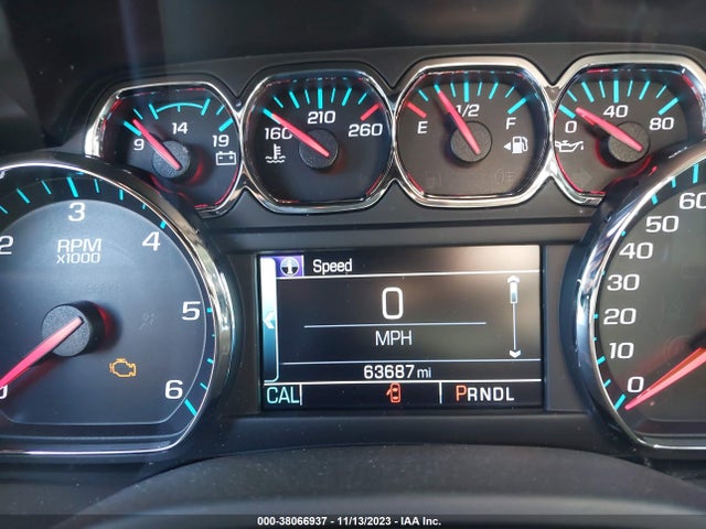 Chevrolet Suburban Ls 2018 1GNSKGKC4JR206400 Image 16