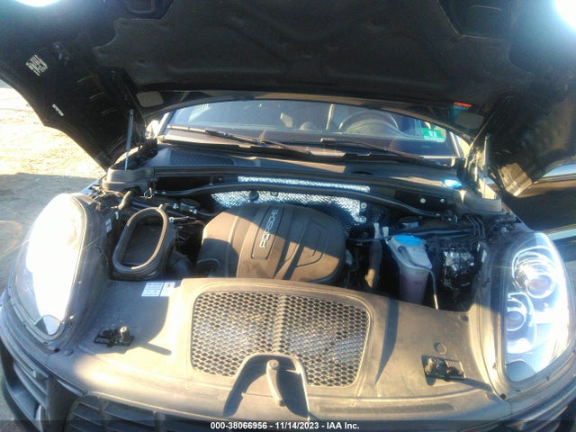 2018 PORSCHE MACAN WP1AA2A55JLB06191 Photo 9