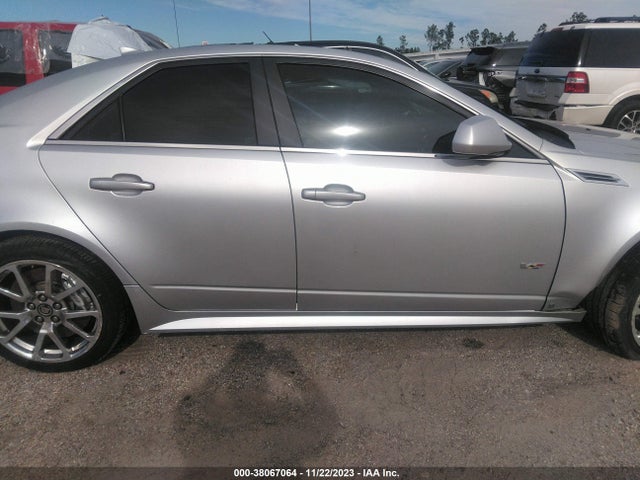 2009 CADILLAC CTS-V VIN: 1G6DN57P890165460