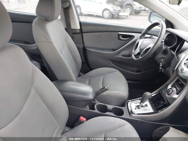 2011 HYUNDAI ELANTRA GLS VIN: 5NPDH4AE2BH052537