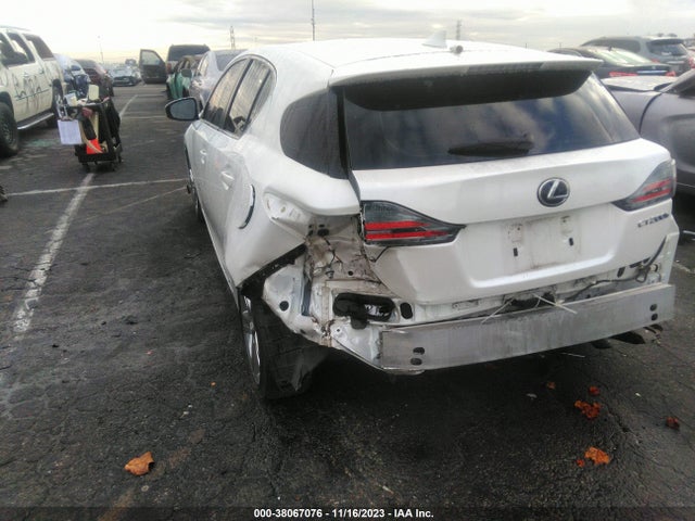 JTHKD5BH4F2229323 Lexus Ct 200h Hybrid