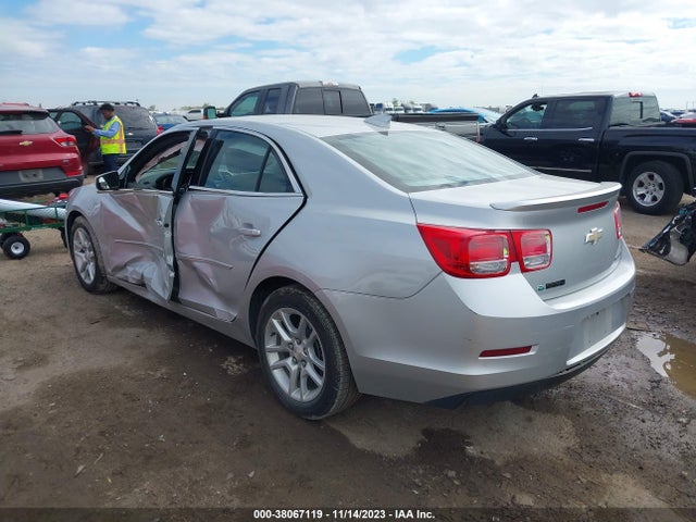 Chevrolet MALIBU 1LT 2015 1G11C5SL0FF187853 Image 3