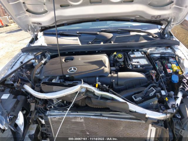 2019 MERCEDES-BENZ GLA 250 WDCTG4GB2KJ584769 Photo 9