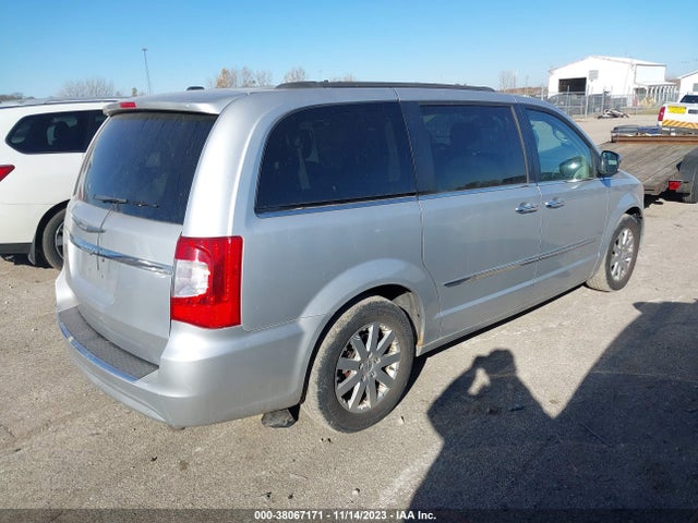 2011 CHRYSLER TOWN & COUNTRY TOURING-L VIN: 2A4RR8DG2BR645643