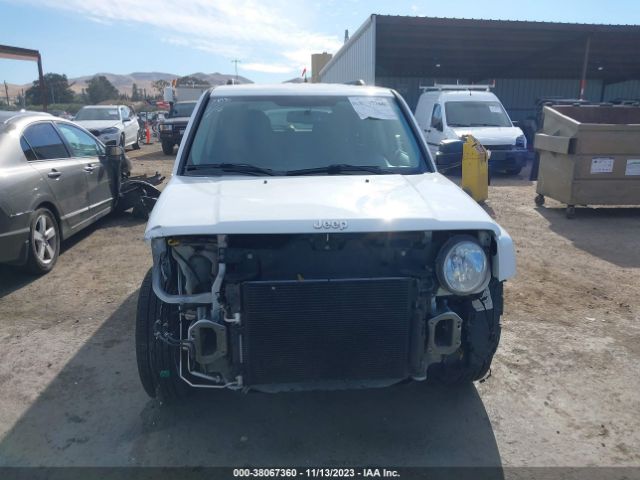 1C4NJPBA0GD628838 Jeep Patriot Sport