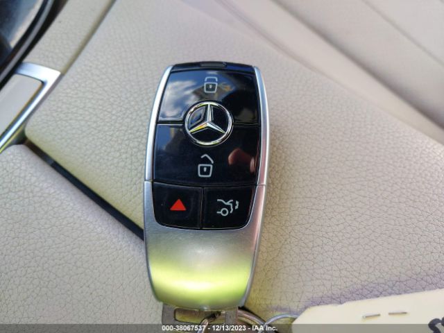 WDDZF4KB8HA192226 Mercedes-Benz E 300 4matic