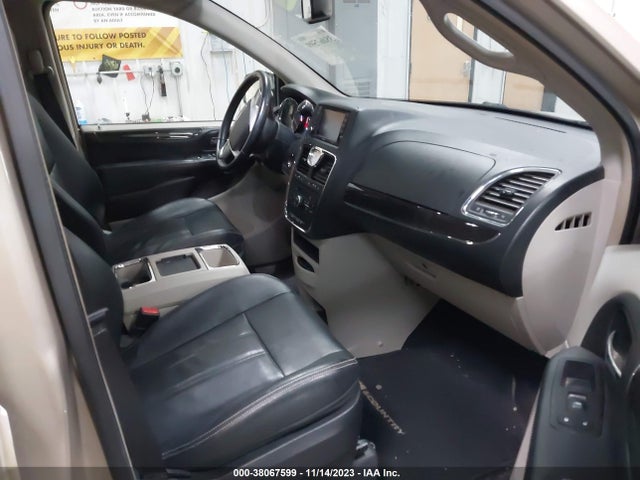 2C4RC1BG5ER256629 Chrysler Town & Country Touring