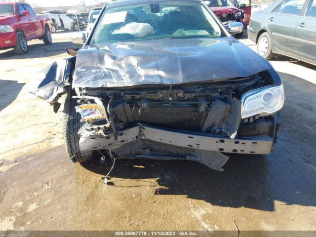 2C3CCAEG0HH596528 Chrysler 300C