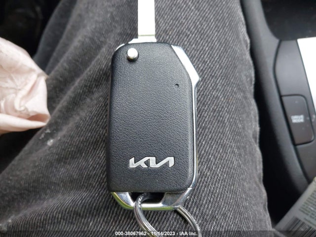 2023 KIA FORTE LXS VIN: 3KPF24AD8PE543403