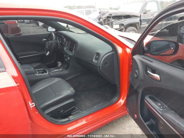 2C3CDXHG0JH187995 Dodge Charger Sxt Plus Rwd