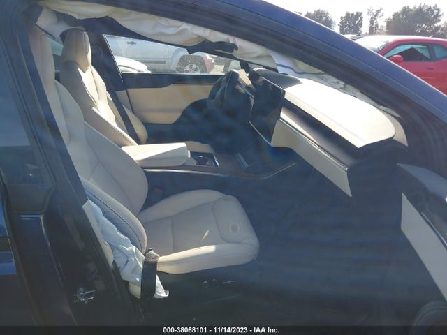 2022 TESLA MODEL X 7SAXCDE55NF338216 Photo 4