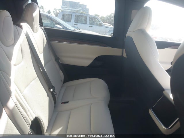 2022 TESLA MODEL X 7SAXCDE55NF338216 Photo 7