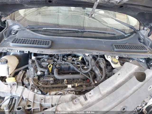 38068271 :رقم المزاد ، 1FMCU9GD8KUA29011 vin ، 2019 Ford Escape Se مزاد بيع