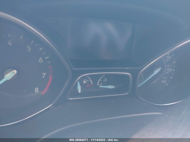 38068271 :رقم المزاد ، 1FMCU9GD8KUA29011 vin ، 2019 Ford Escape Se مزاد بيع