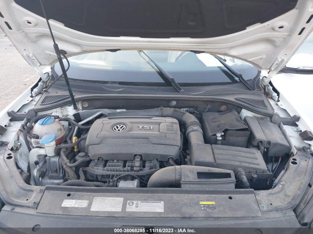 1VWGT7A35HC058863 Volkswagen Passat 1.8t Se