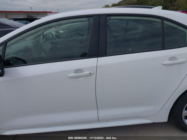 2021 TOYOTA COROLLA LE VIN: JTDEPMAE8MJ118266