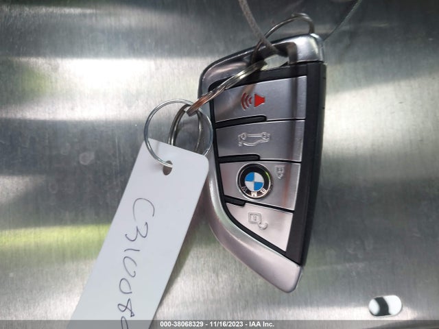 BMW 530I 2019 WBAJA5C5XKWW25931 Image 11