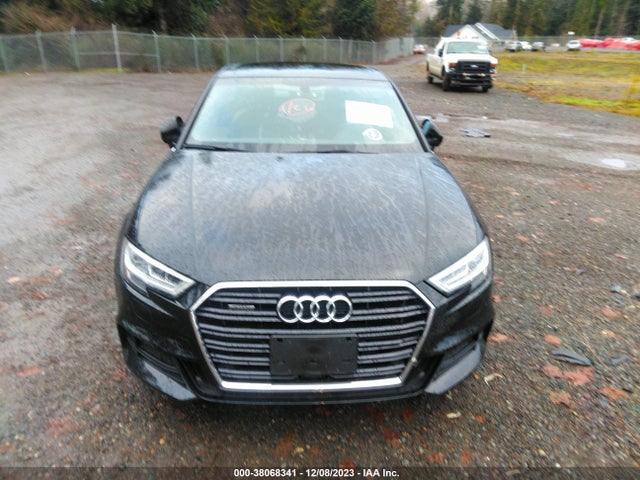 WAUJEGFF7KA092437 Audi A3 45 Premium