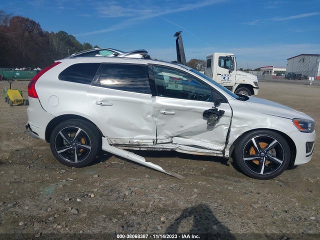 YV4902RG7F2618624 Volvo Xc60 T6 R-design Premier Plus