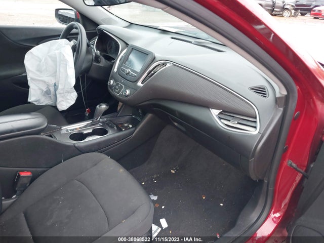 Chevrolet MALIBU LT 2018 1G1ZD5ST4JF240627 Image 5