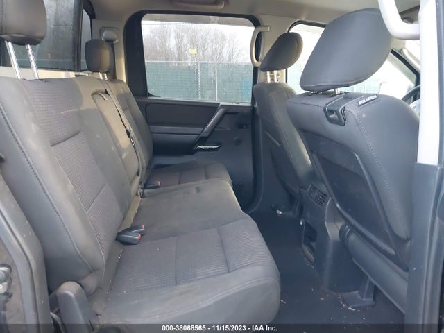 2011 NISSAN TITAN SV VIN: 1N6AA0EC3BN320730