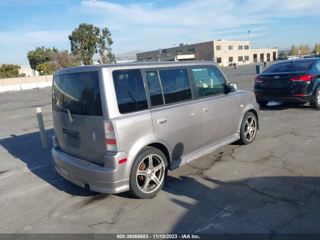 2005 SCION XB VIN: JTLKT324050176656