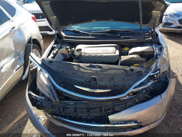 Chrysler 200 Limited 2015 1C3CCCAB2FN606874 Image 10