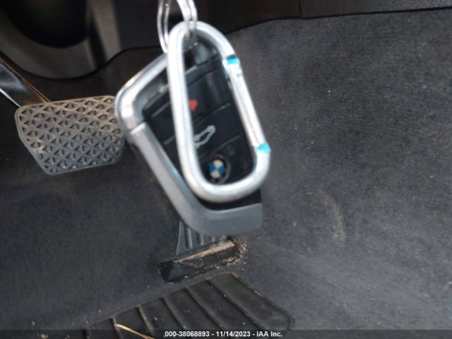 WBA5R1C59KFH11303 BMW 330I