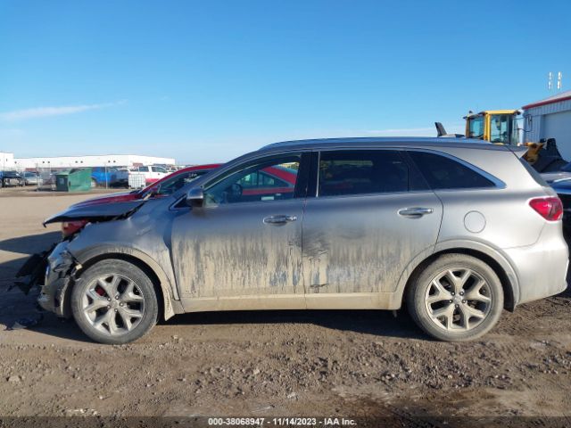 5XYPKDA56KG525927 KIA Sorento 3.3l Sx
