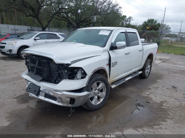 1C6RR7LT3KS551923 RAM 1500 Classic Big Horn