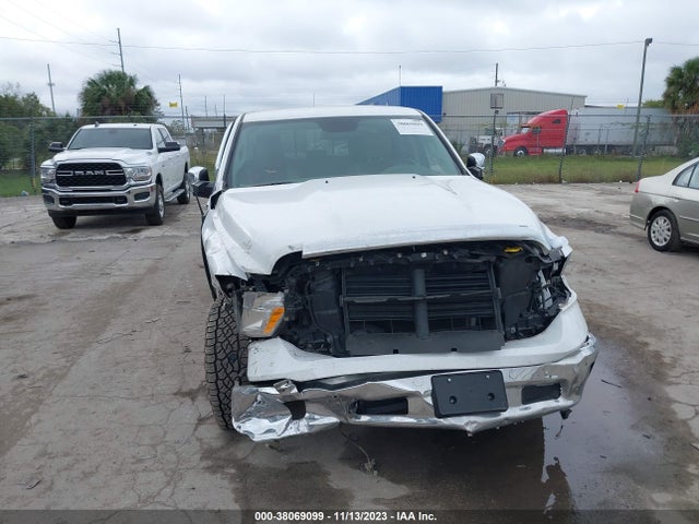 1C6RR7LT3KS551923 RAM 1500 Classic Big Horn