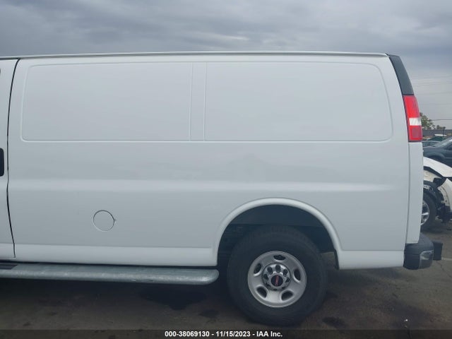 GMC Savana 2500 Work Van 2017 1GTW7AFFXH1908081 Image 14